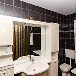 Apartman Leme - Two Bedroom With Balcony And Sea View Ap1 *